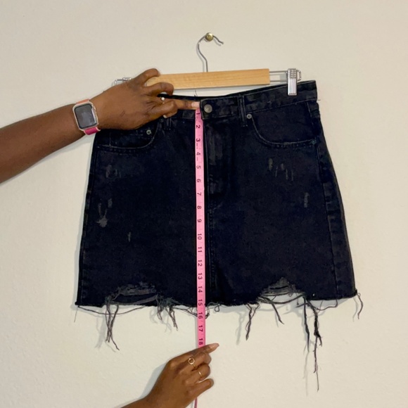 Black Denim’s skirt - Picture 3 of 3
